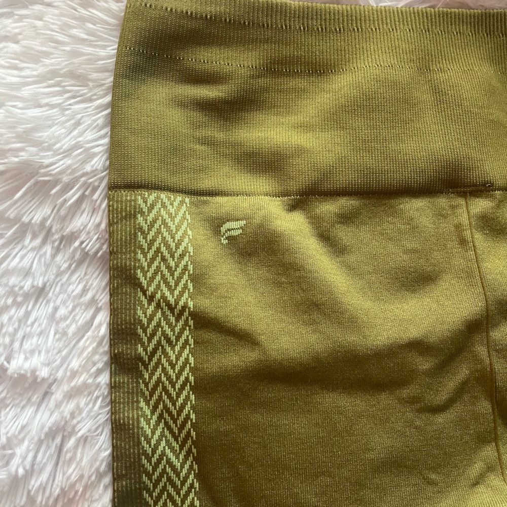 Fabletics Medium Green High Waisted-Seamless Legg… - image 7